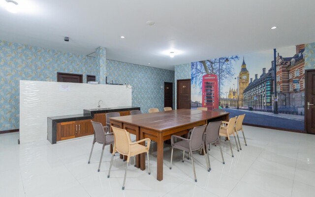 RedDoorz near Universitas Wijaya Kusuma Surabaya 2