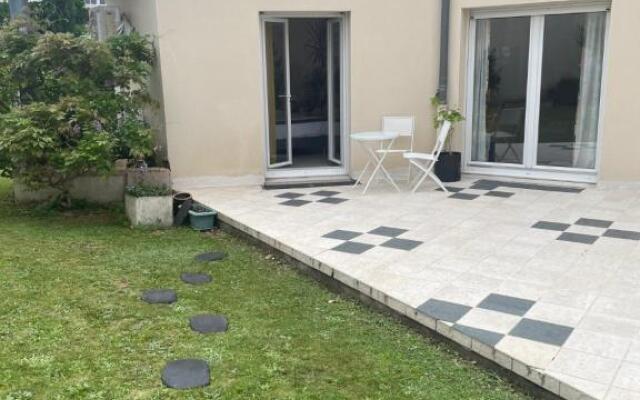 STUDIO BEAUREGARD - TERRASSE et JARDIN