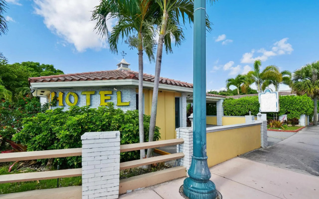 Gables Cove Hotel