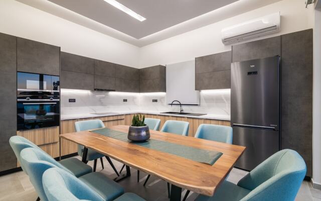 Vatia Villas
