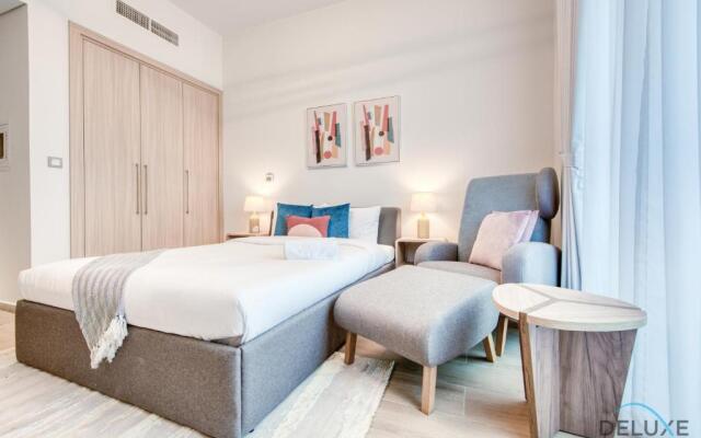 Adorable Studio at Aura Residences Jebel Ali by Deluxe Holiday Homes