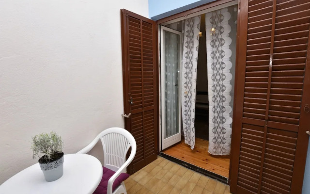 Apartments and Rooms Jakov