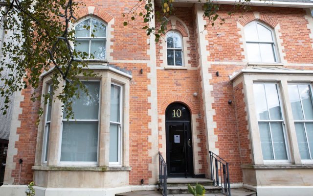 The Spires Serviced Apartments Cardiff