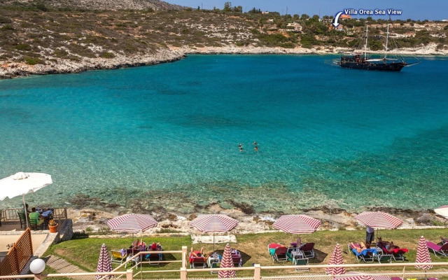 Longobardi Sea Front Villa Chania Greece