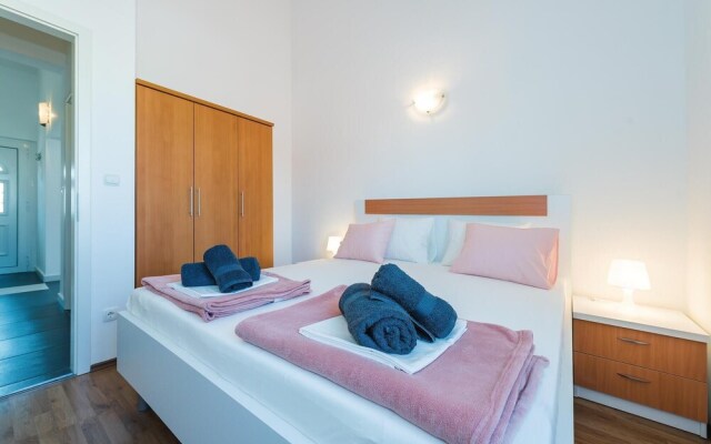 Amazing Home in Vodice With Wifi, 3 Bedrooms and Sauna