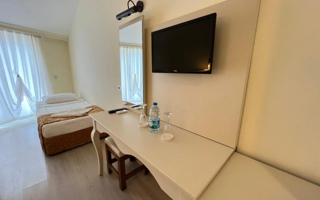 Valeri Beach Hotel