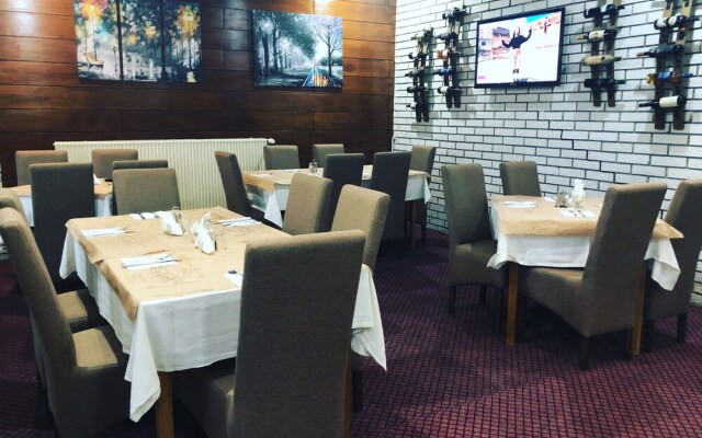 Djerdan Hotel
