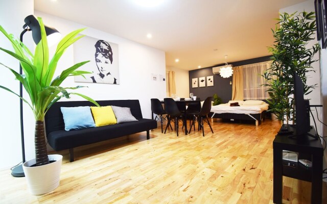 Oval Tokyo Minami Ikebukuro 102