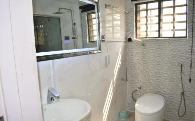 Grand Duplex Style 3 Bedroom Apartment