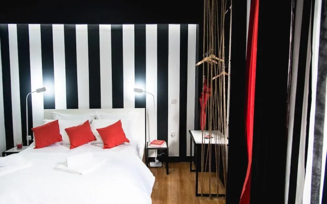 Home plus pathos junior suite