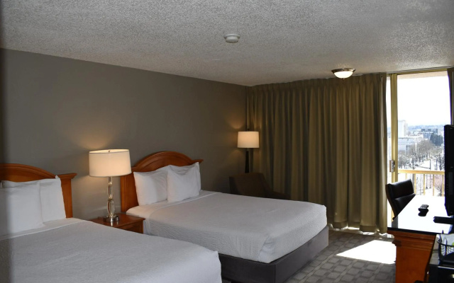 Inn At The Convention Center