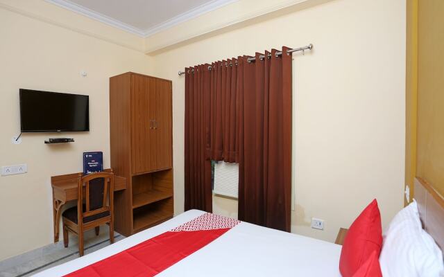 OYO 11675 Hotel Prahlad Inn