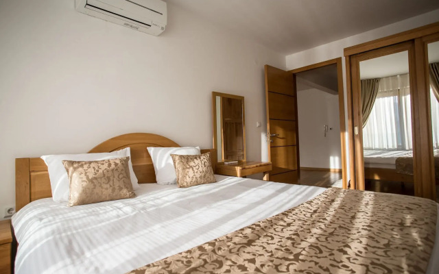 Vip Apartments
