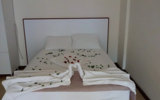 Lacin Apart Otel