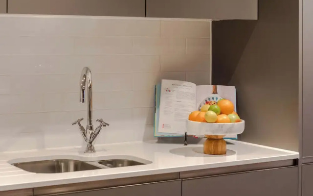 Waterside Living I Luxe Apartments