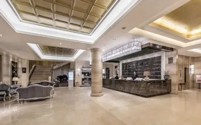 Landscape Holiday Hotel