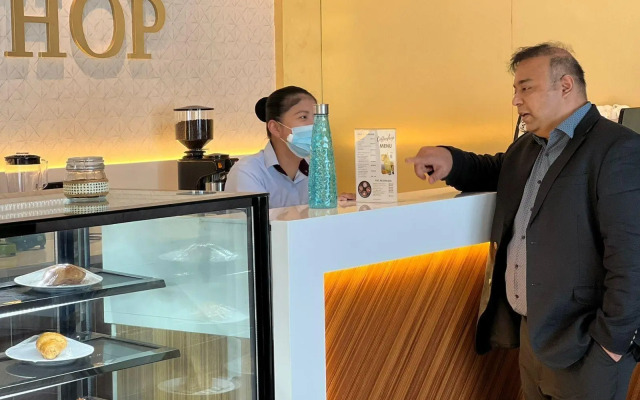 Al Hayat Hotel