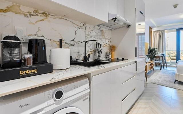 bnbme - Gold Crest Views 2 - STUDIO