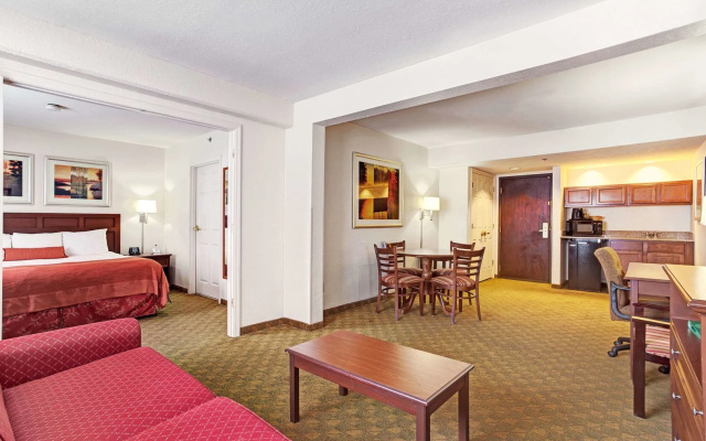 Holiday Inn Tampa North by IHG