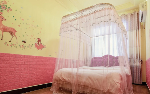 Zhangjiajie Memeda Theme Hotel