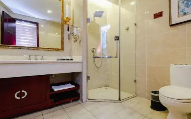 Menghu Holiday Hotel