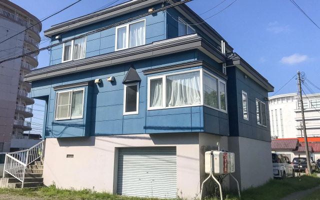 The House Chitose Station 1