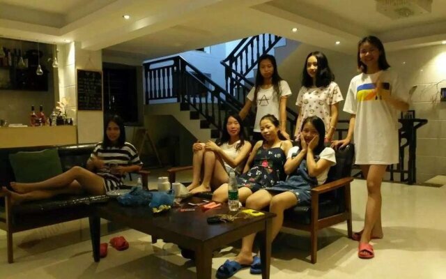 Beihai SHANSHANG See Sun Youth Hostel