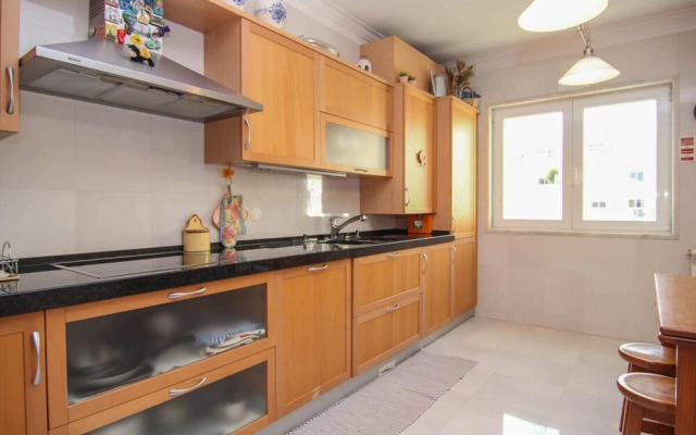 3 Bedroom Apartment by the Sea with Balcony