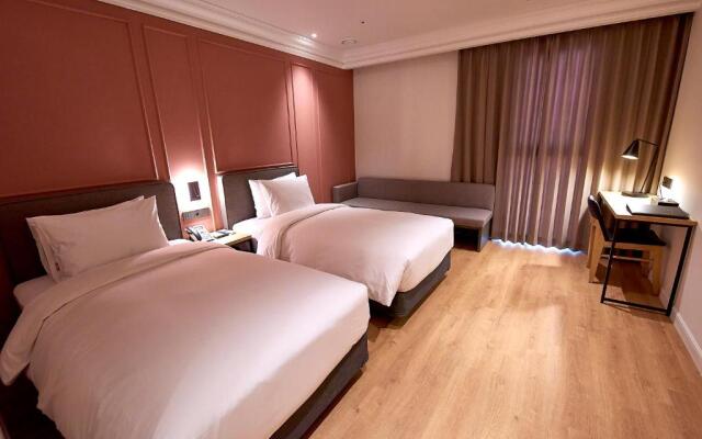 Busan City Hotel