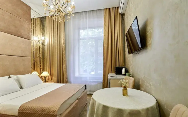 Версаль хотел