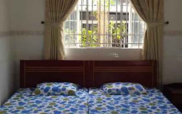 Tu Quyen Room For Rent