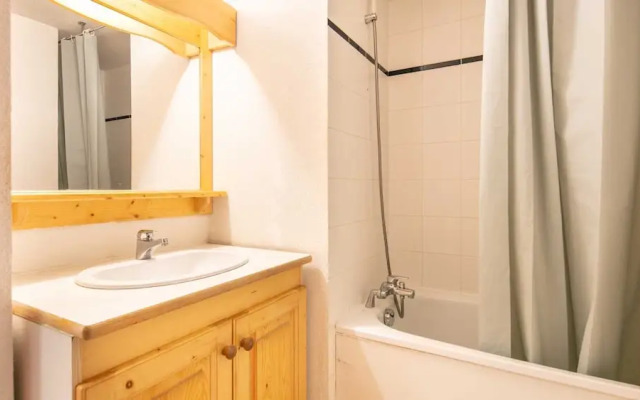 Cozy Alpine Apartment With Pool