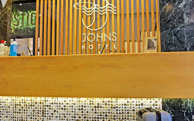 John's Hotel