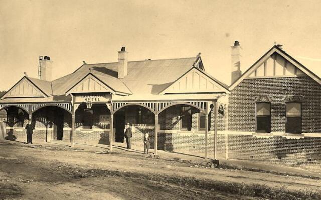 "Rendez-Vous" at the Old Eaglehawk