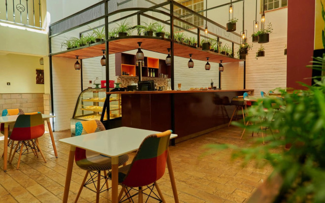 Batians Peak Serviced Apartments