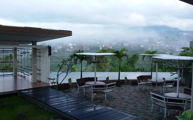 ZEN Premium Raya Lembang