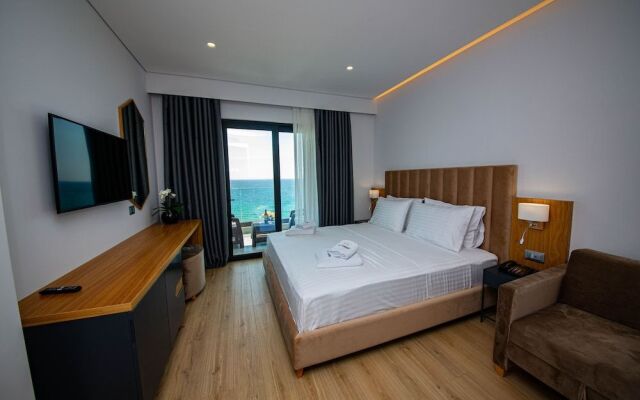El Primero Hotel