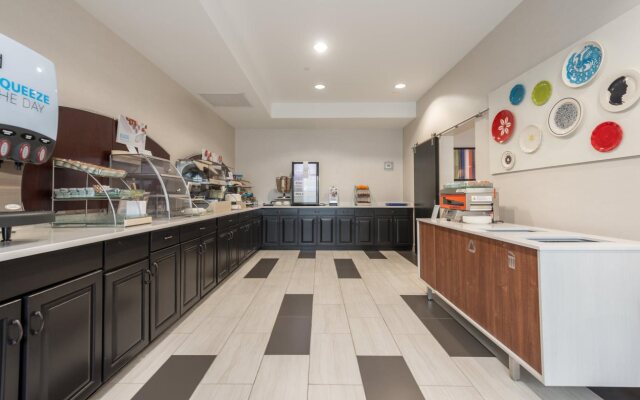 Holiday Inn Express & Suites Lagrange I-85 by IHG