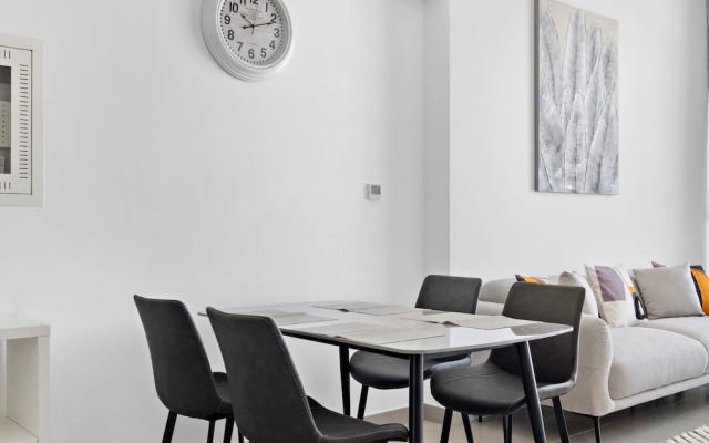 Priv Residence - 402 1BD