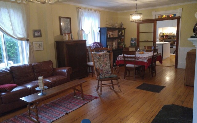 Chez Jacques et Chantale B&B