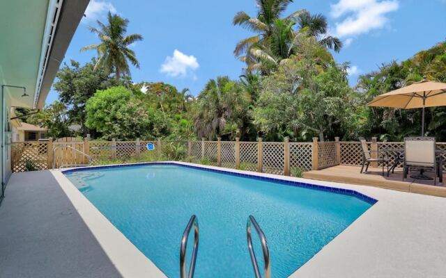 Skylark Avenue Pool Home