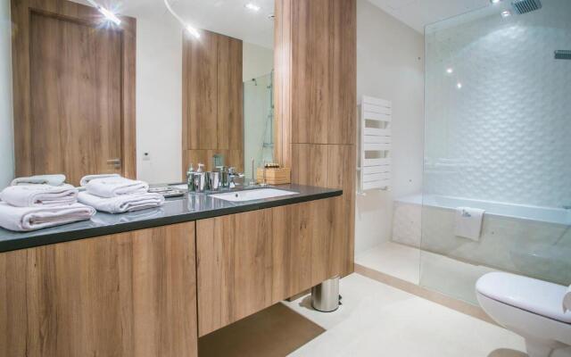 Sky Tower Apartments