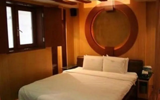 Pam Hotel