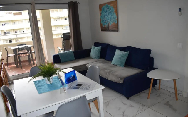 Benal Beach 327