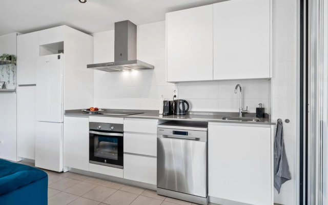 Luxury new apartment - private parking- Estepona