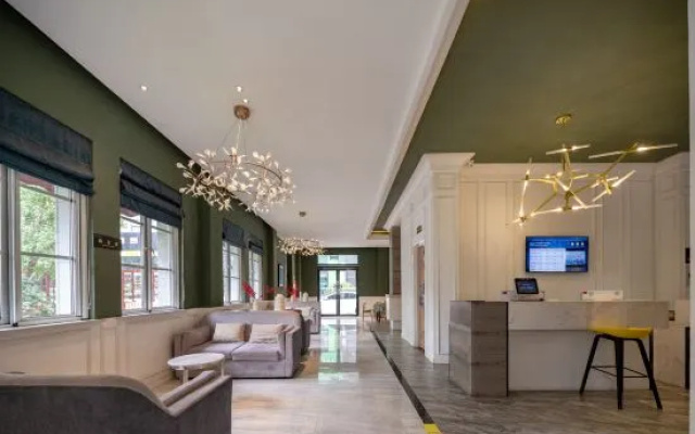 Beverly Boutique Hotel (Julonghu Oufenghua Street Shop) – Hotel Rooms – Yancheng