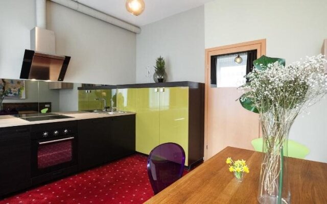 eLoftHOTEL