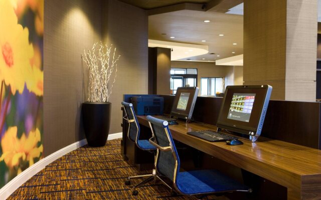 Courtyard by Marriott Newark Silicon Valley