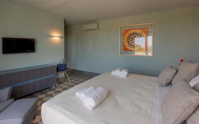 Villa Passo Degli Aironi 12