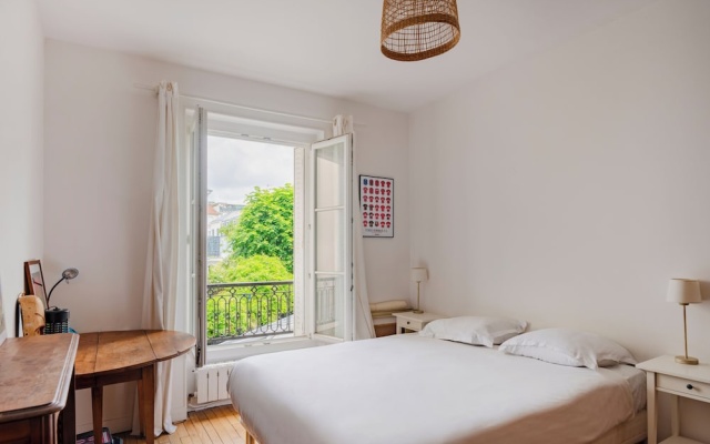 Paris Porte Maillot Design residence